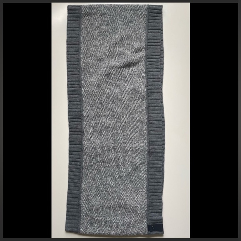 Lululemon❤️Cozy Yogi Infinity Scarf - Picture 6 of 11